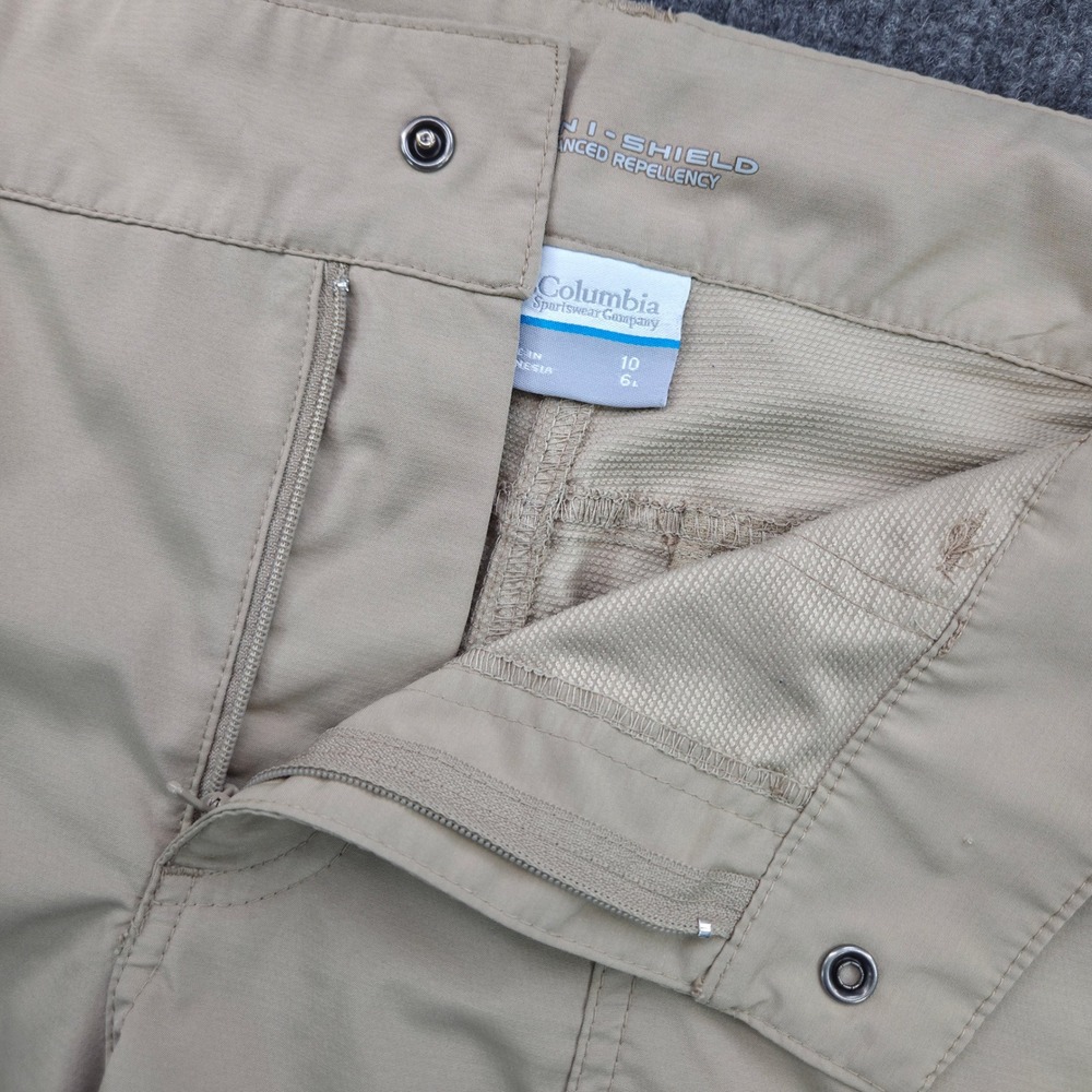 Columbia Shorts Womens 10 Tan Nylon Hiking Omni-Shield Utility Gorpcore Outdoor